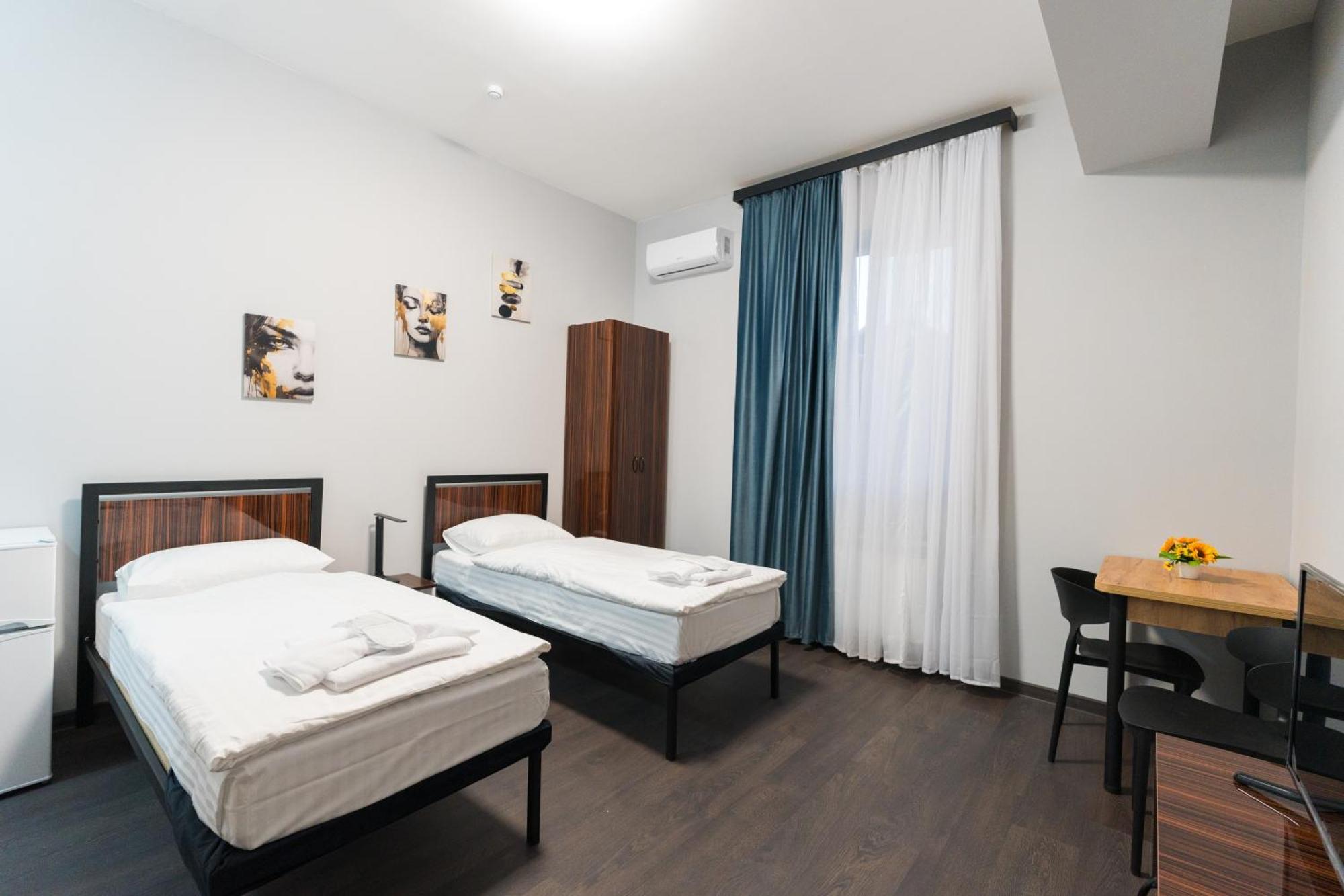 Gh Family Hotel Ереван Экстерьер фото